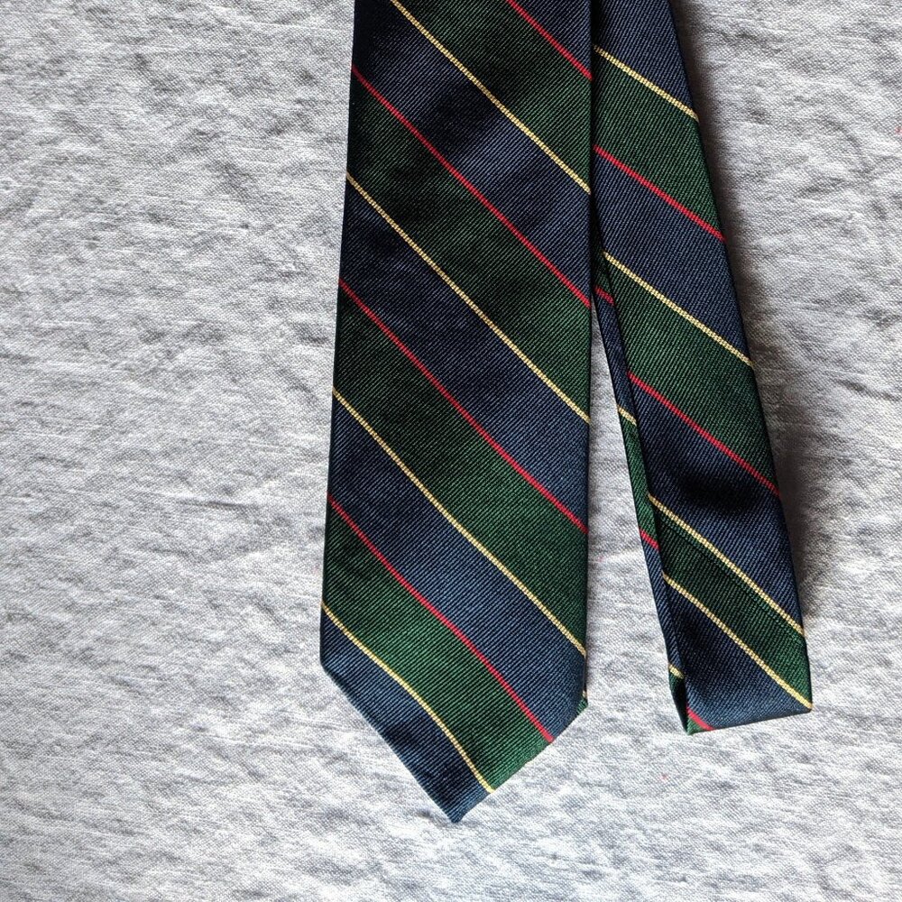 Brooks Brothers Argyll & Sutherland green blue red gold stripe silk tie